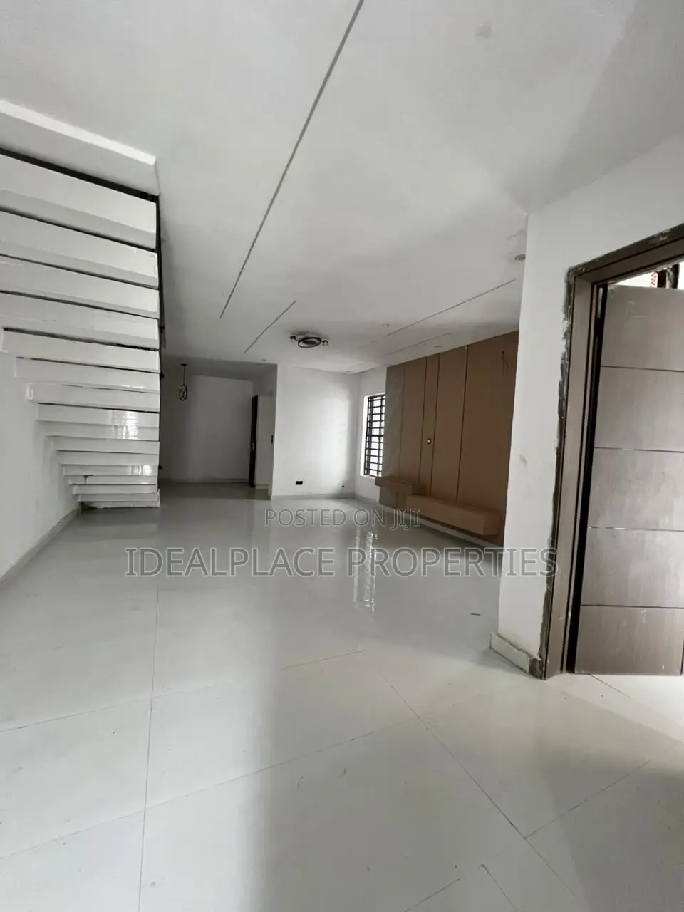 3bdrm Duplex in Ajah for sale in Ajah