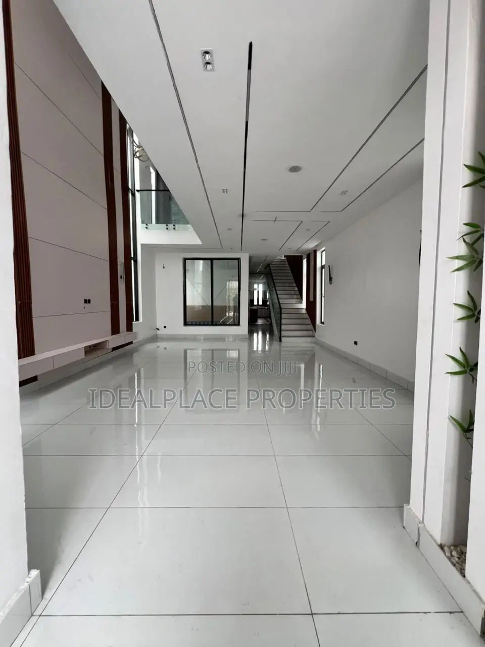 5bdrm Duplex in Ajah for sale in Ajah