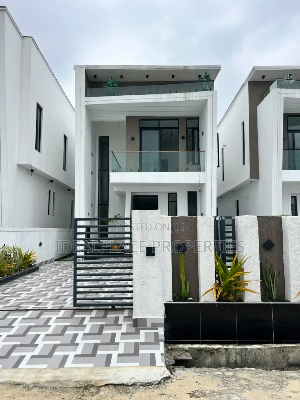 5bdrm Duplex in Ajah for sale in Ajah