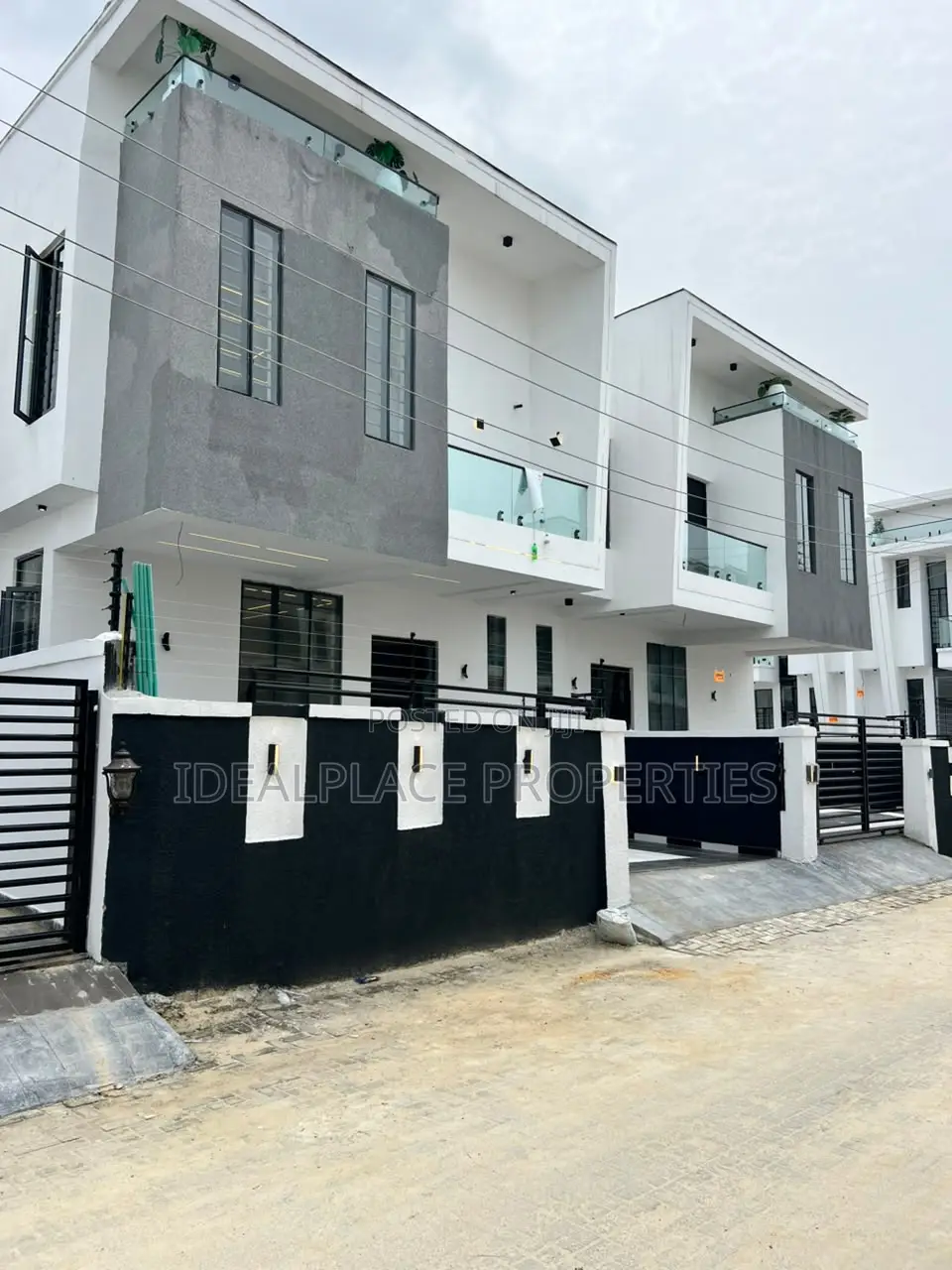 4bdrm Duplex in Ajah for sale in Ajah