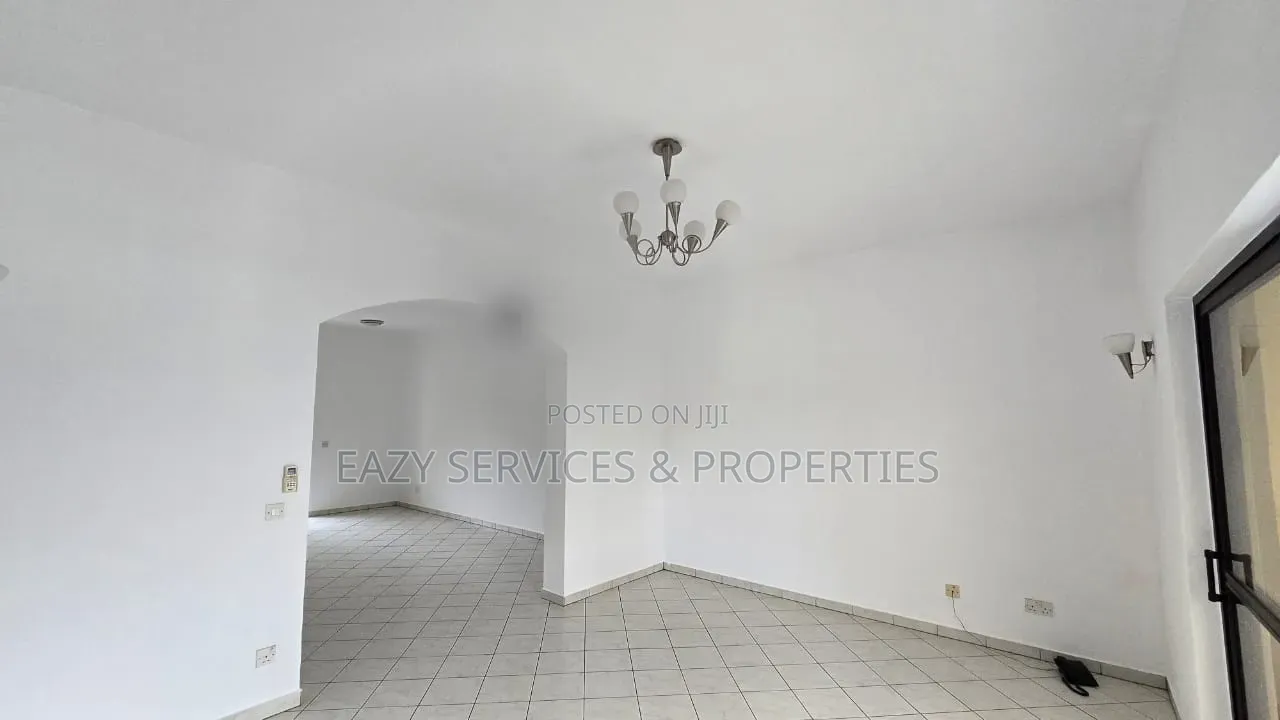 3bdrm Apartment in Gated And Secured, Old Ikoyi for rent in Old Ikoyi