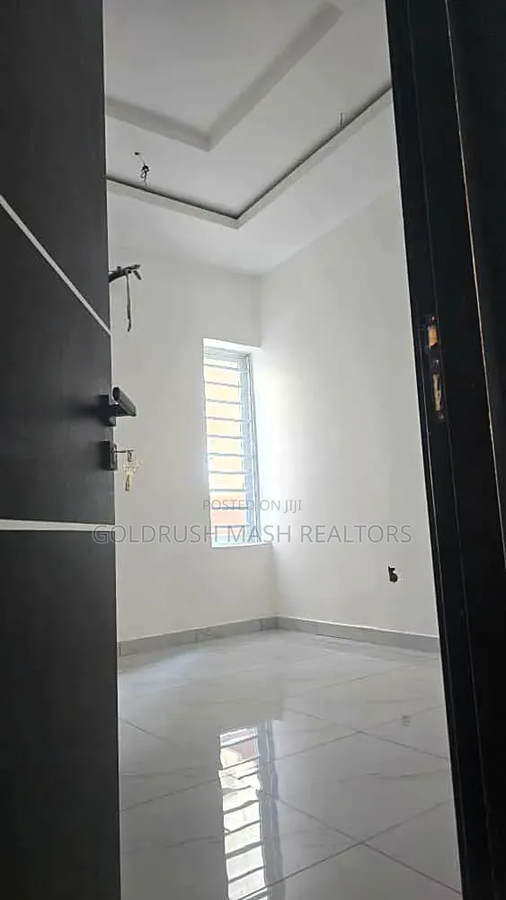 4bdrm Townhouse/Terrace in Adeniyi Jones for sale in Adeniyi Jones
