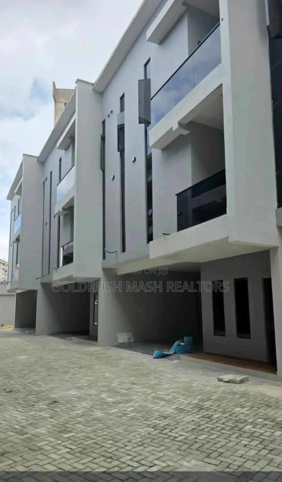 Furnished 4bdrm Townhouse/Terrace in Parkview Estate, Old Ikoyi in Old Ikoyi