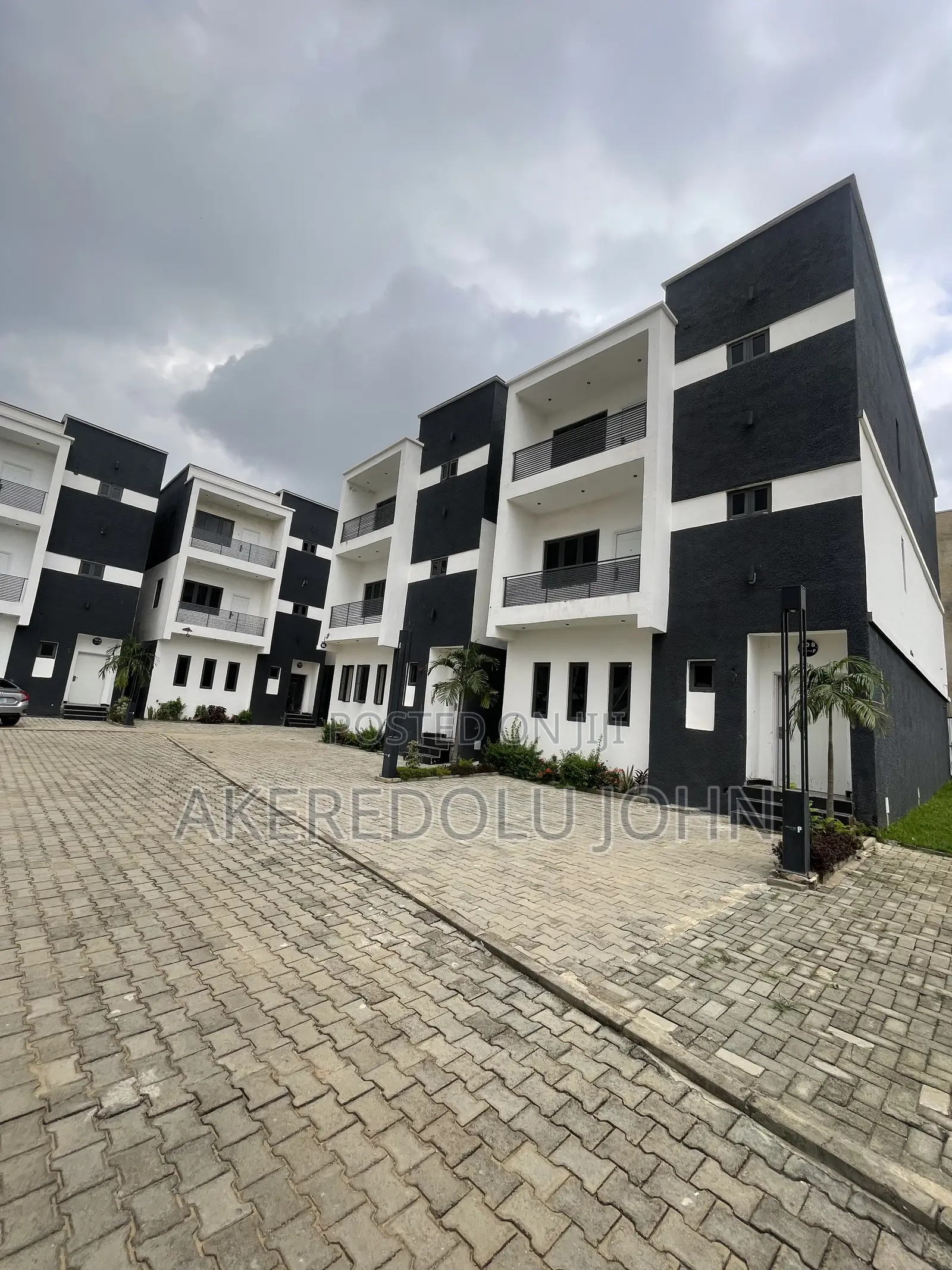 4bdrm Townhouse/Terrace in Kado for sale in Kado