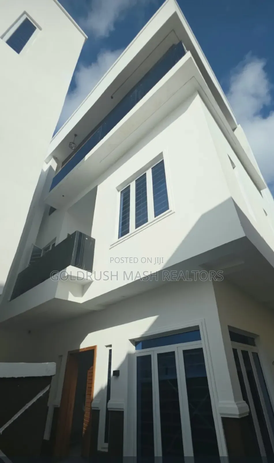 4bdrm Duplex in Millennium Estate, Phase 1 / Gbagada for sale in Phase 1 / Gbagada