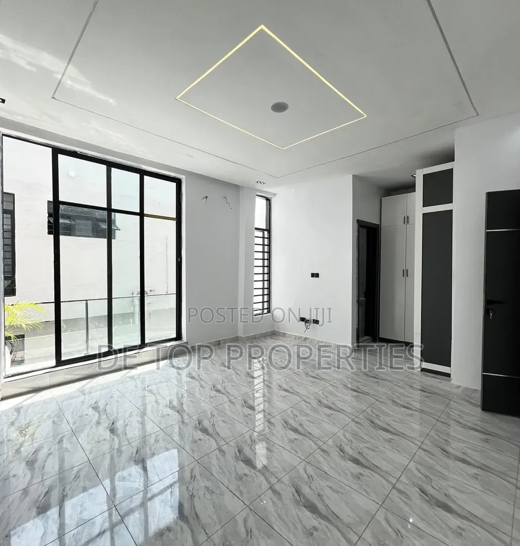 4bdrm Duplex in Ikota, Lekki Phase 1 for rent in Lekki Phase 1