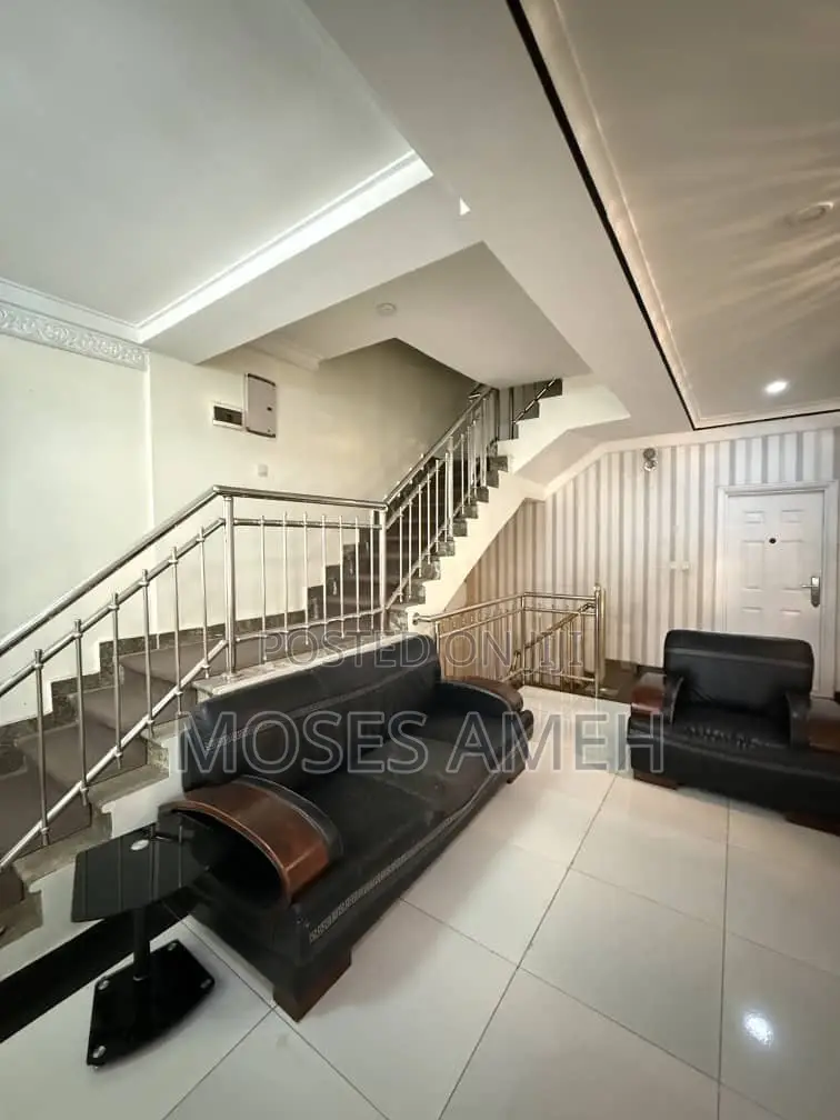 4bdrm Duplex in Mabushi for sale in Mabushi