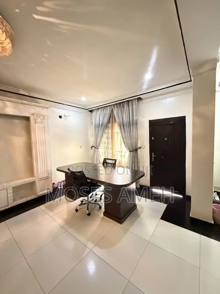 4bdrm Duplex in Mabushi for sale in Mabushi