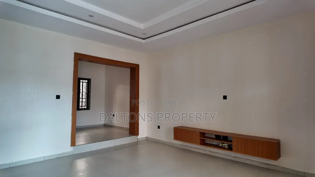 2bdrm Bungalow in Luxury Apartment, Sabon Lugbe for sale in Sabon Lugbe