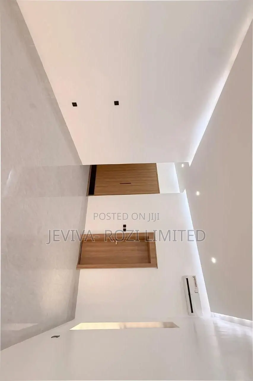 6bdrm Duplex in Katampe Extension for sale in Katampe Extension