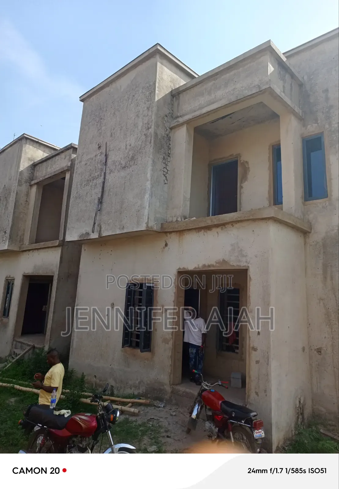 4bdrm Duplex in Apo Resettlement for sale in Apo Resettlement