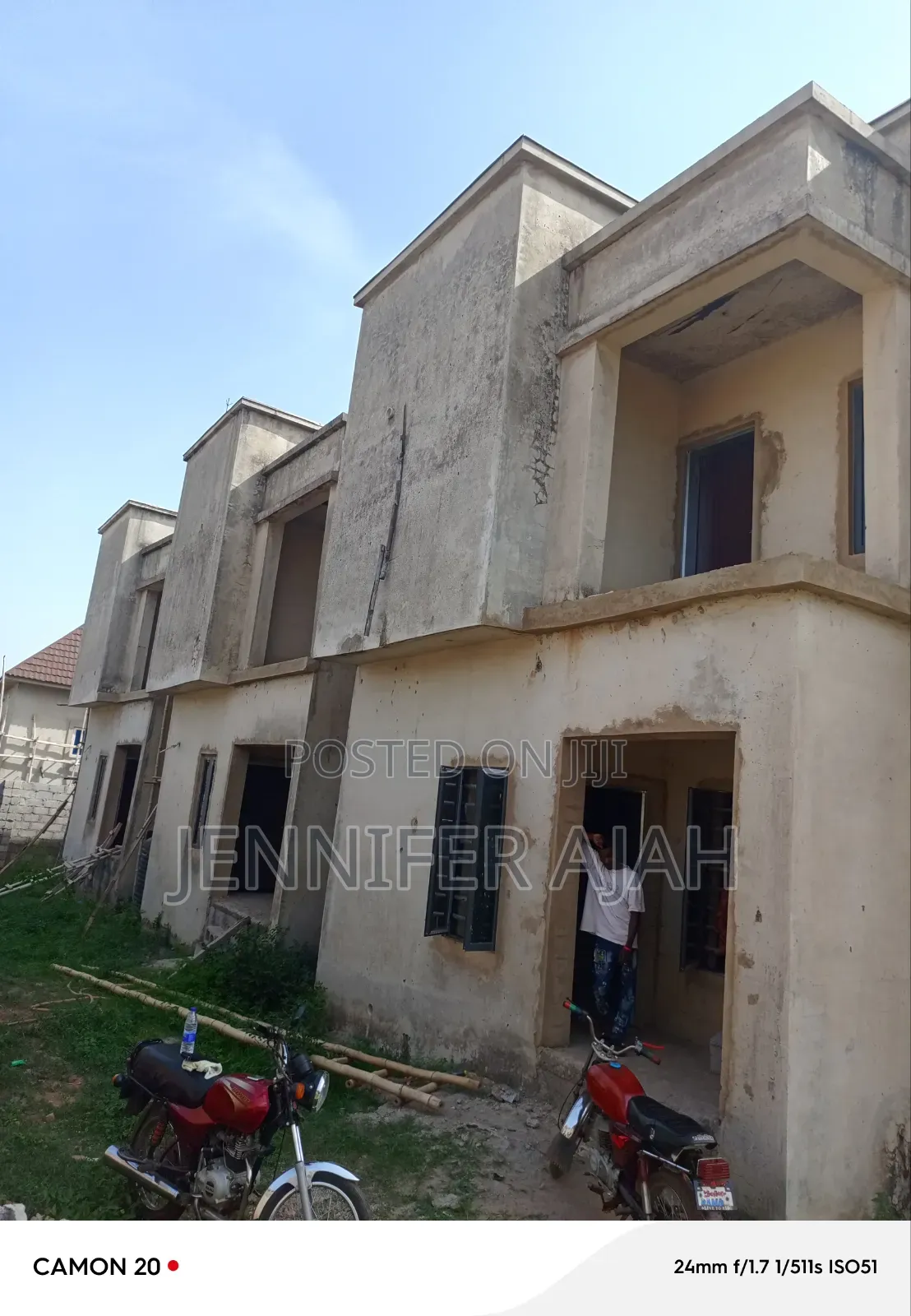 4bdrm Duplex in Apo Resettlement for sale in Apo Resettlement