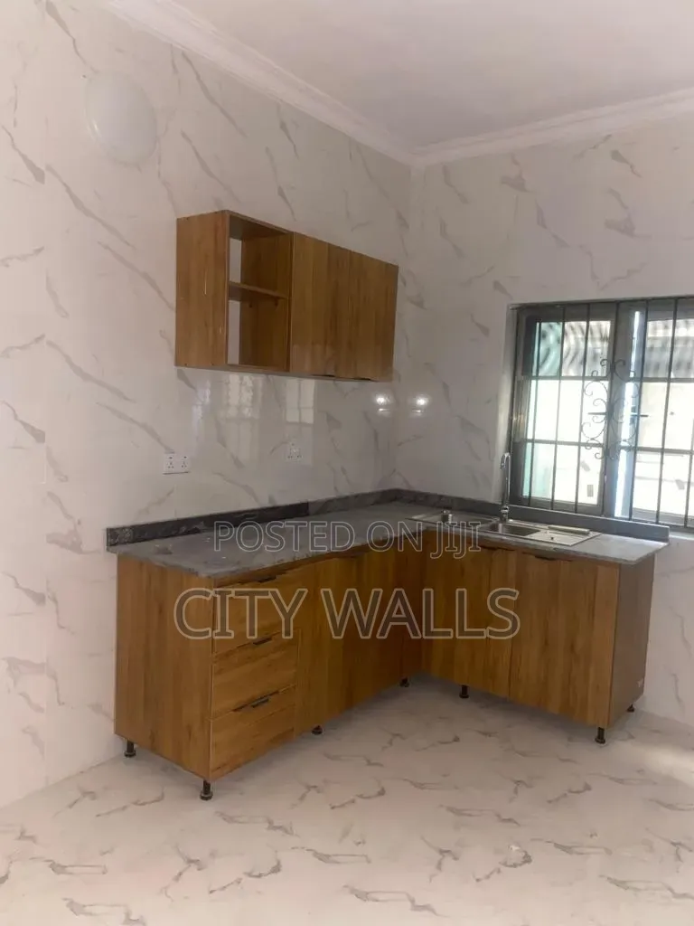 2bdrm Block of Flats in Seaside Estate, Badore for rent in Badore