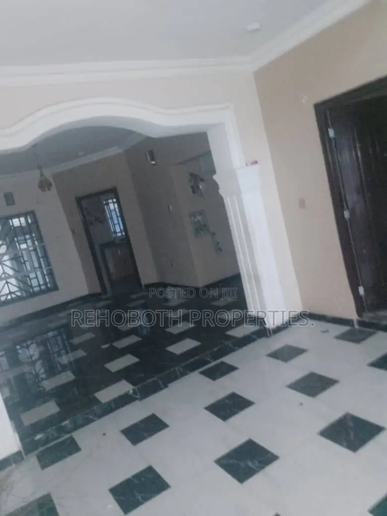 4bdrm Duplex in Akoto Elebu, Akala Express for rent in Akala Express