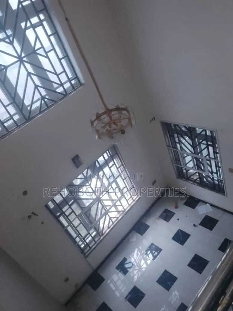 4bdrm Duplex in Akoto Elebu, Akala Express for rent in Akala Express