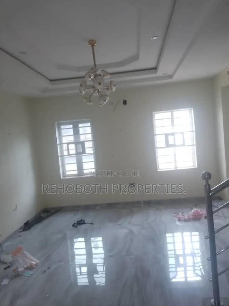 2bdrm Duplex in Akoto Elebu, Akala Express for rent in Akala Express