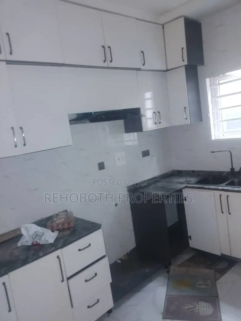 2bdrm Duplex in Akoto Elebu, Akala Express for rent in Akala Express