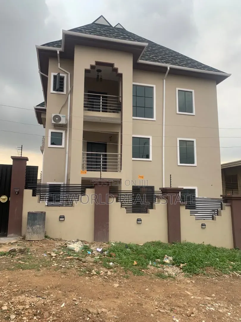 2bdrm Apartment in Eyingrammer Molete for rent in Molete