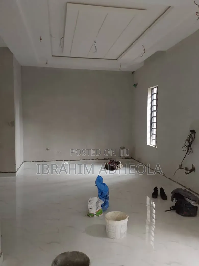5bdrm Duplex in Egbeda for sale in Egbeda