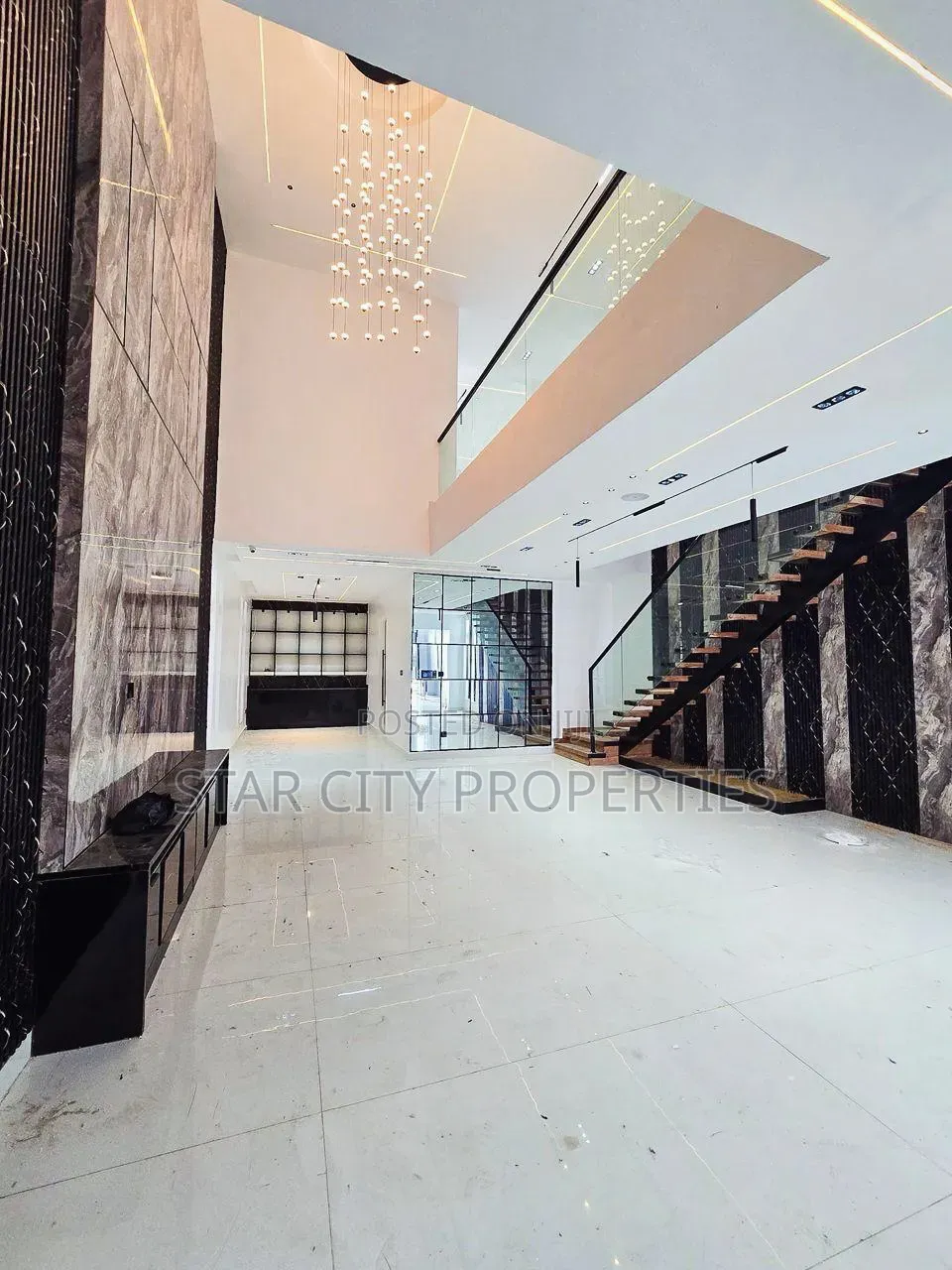 5bdrm Duplex in Ikate for sale in Ikate