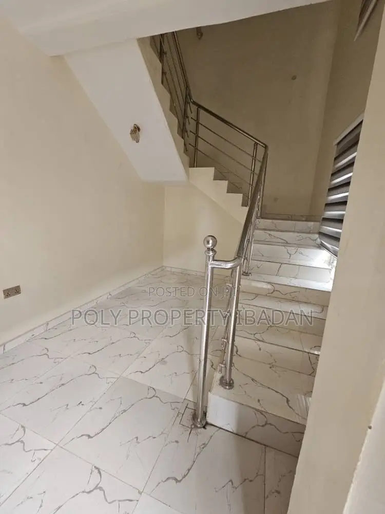 2bdrm Apartment in Oluyole Estate, Ibadan for rent in Ibadan