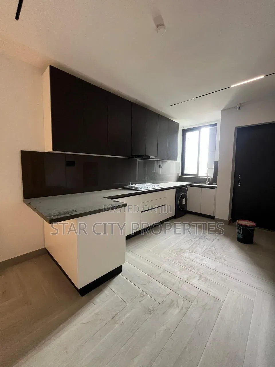 4bdrm Maisonette in Old Ikoyi for sale in Old Ikoyi
