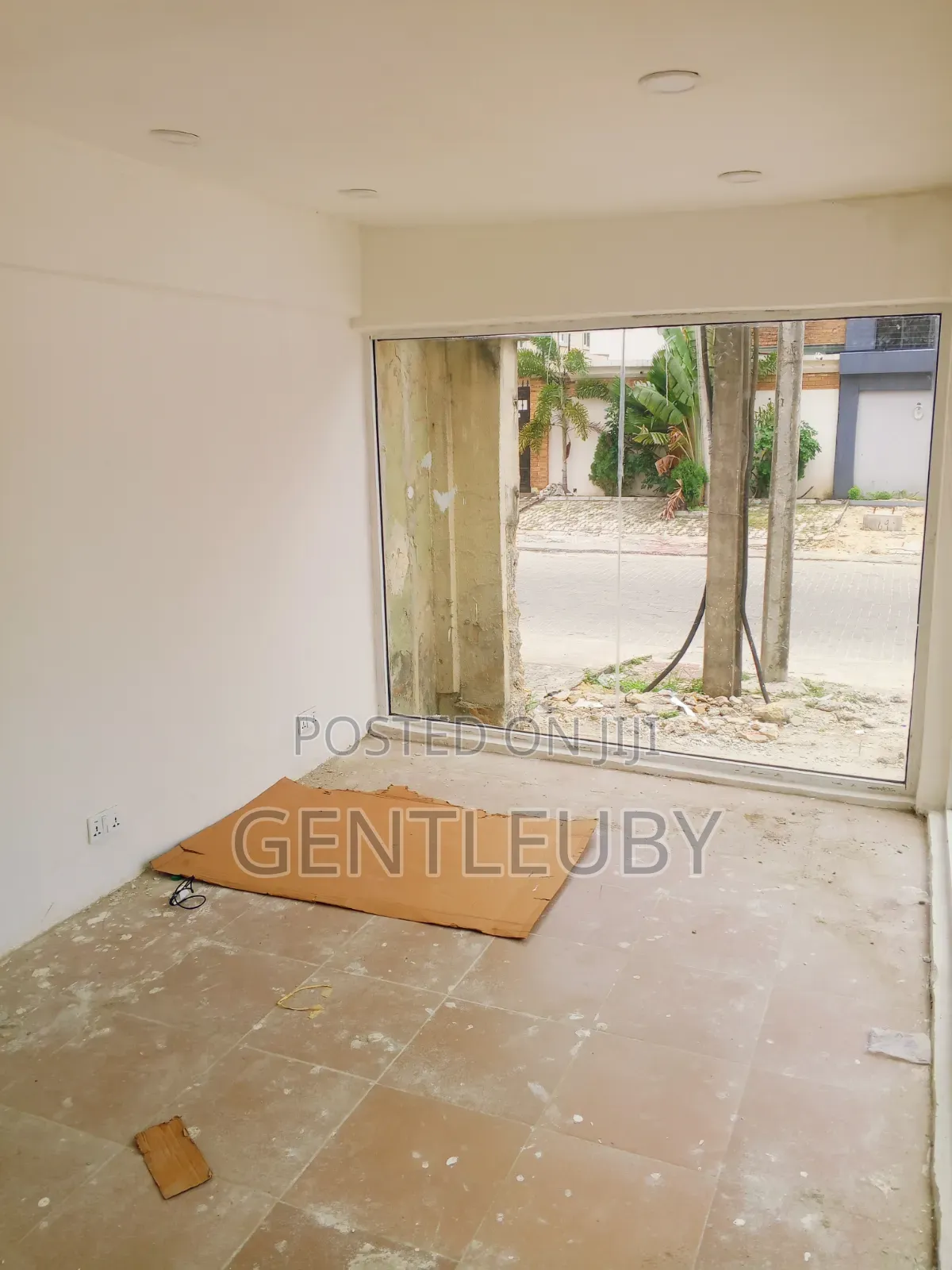 18 SQM Outdoor Space for Rent, Phase 1 in Lekki Phase 1