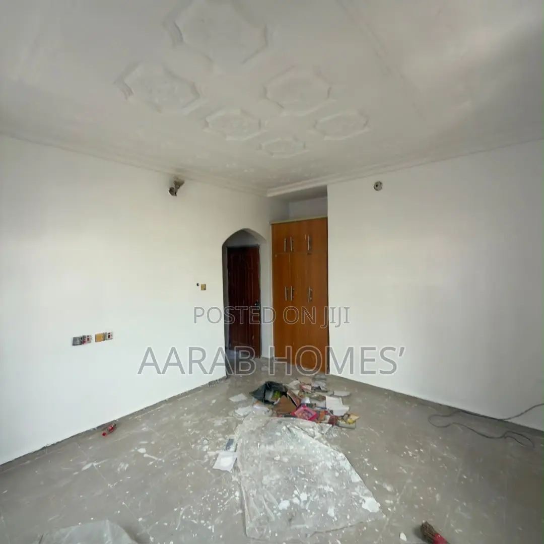3bdrm Block of Flats in Gwarinpa for rent in Gwarinpa