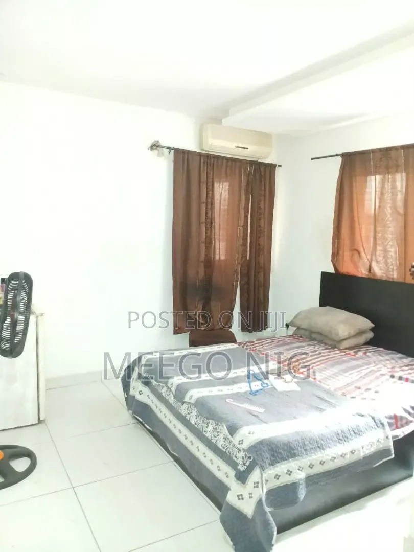 1bdrm Shared Apartment in Chisco Lekki Lagos, Ikate-Elegushi for rent in Ikate-Elegushi
