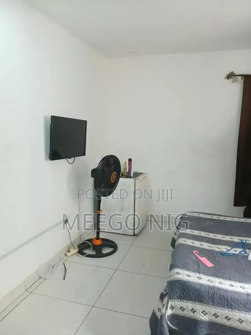 1bdrm Shared Apartment in Chisco Lekki Lagos, Ikate-Elegushi for rent in Ikate-Elegushi