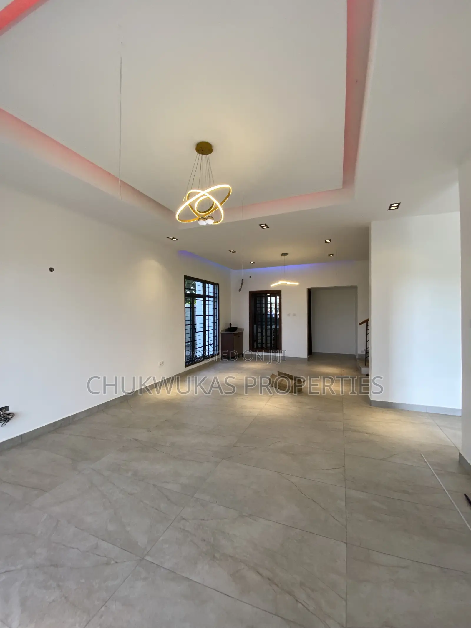 5bdrm Duplex in Almond Garden Estate, Enugu for sale in Enugu