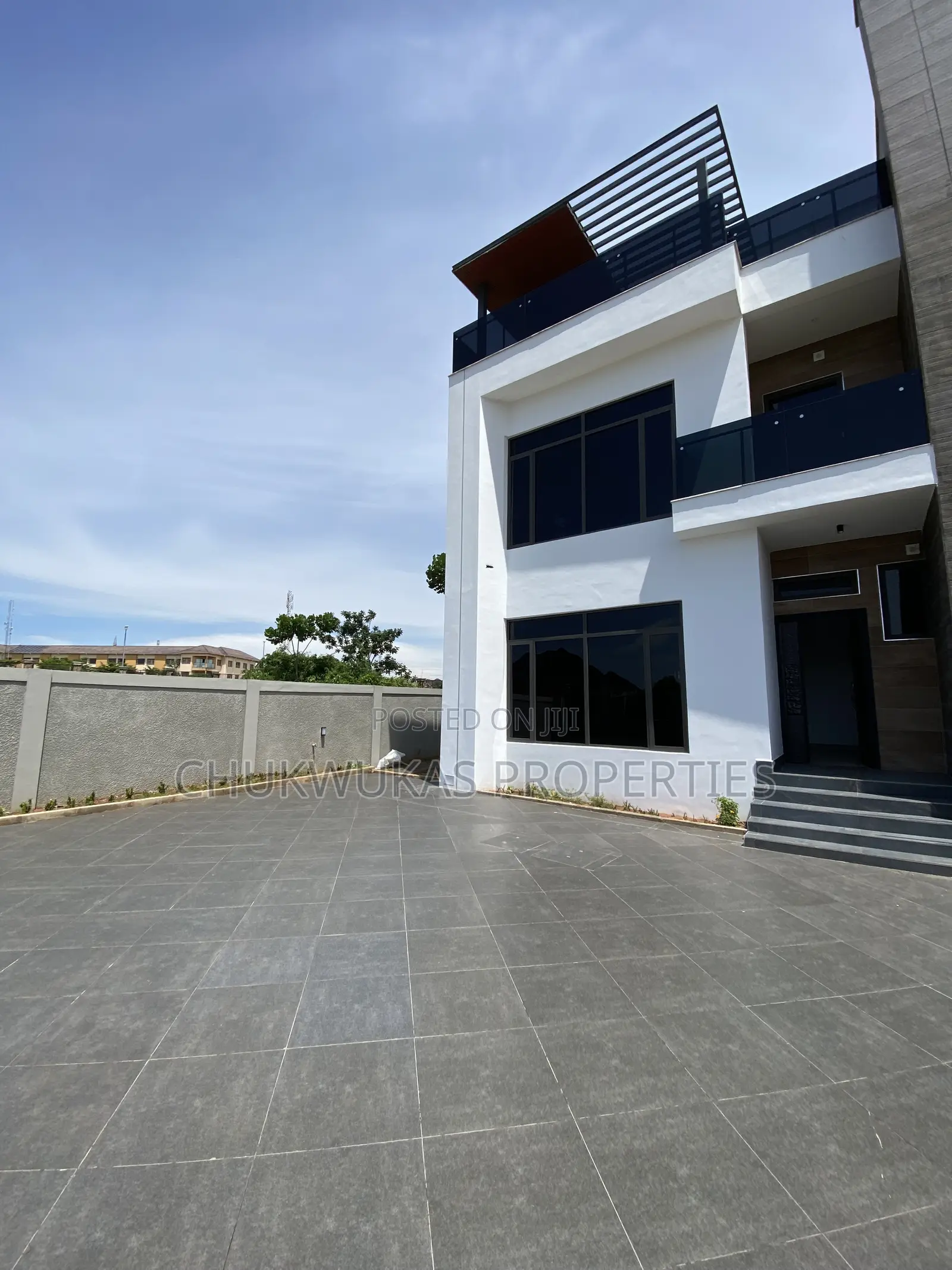 5bdrm Duplex in Almond Garden Estate, Enugu for sale in Enugu