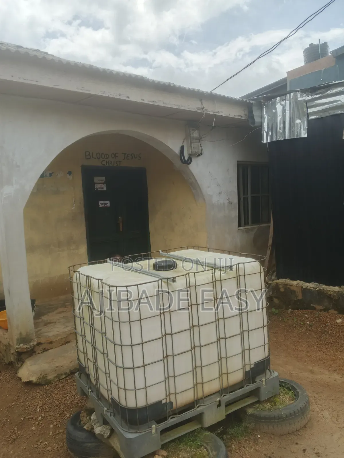 4bdrm Bungalow in Ayobo for sale in Ayobo