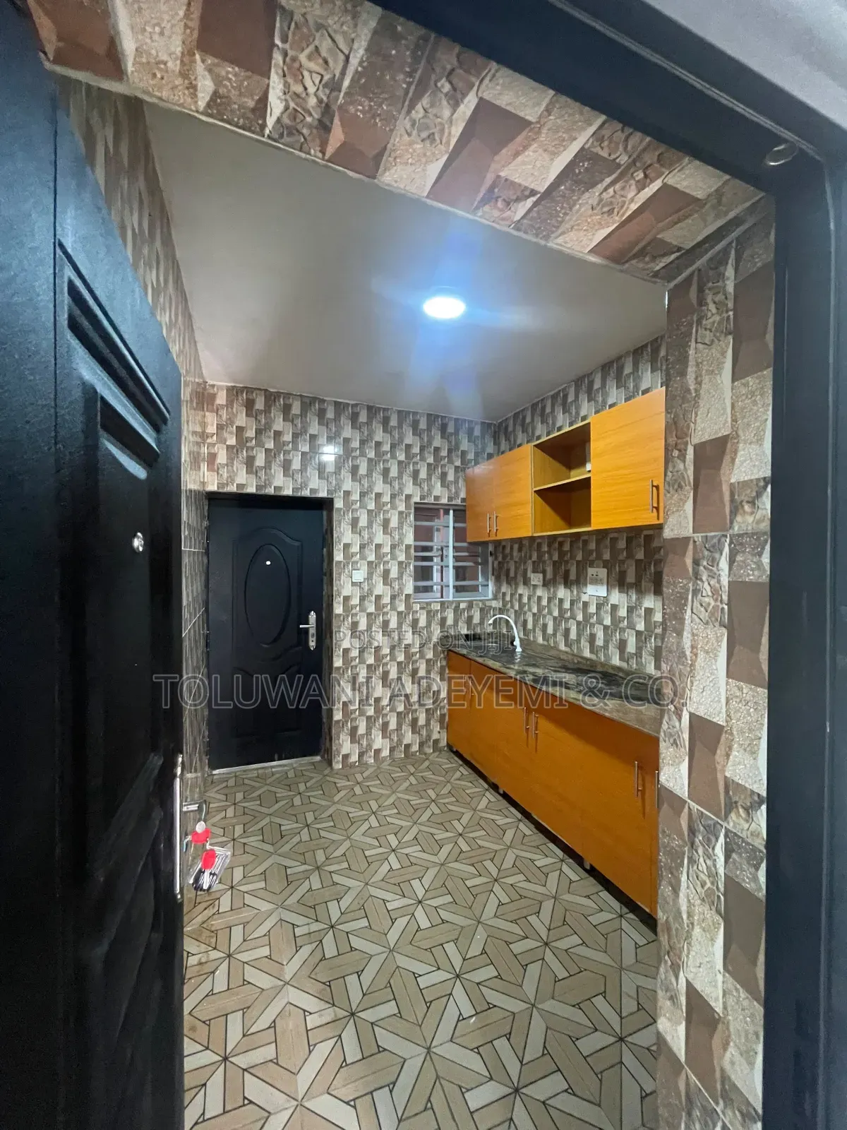 2bdrm Apartment in Gated Estate, Berger for rent in Berger