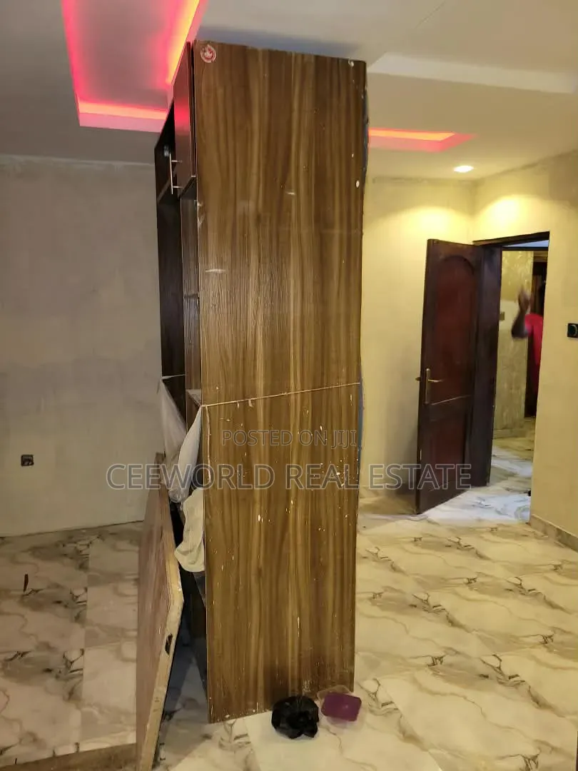 3bdrm Apartment in Ajeigbe Off Ring, CHallenge / Ibadan for rent in CHallenge / Ibadan