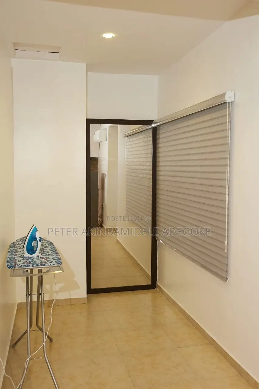 Furnished 4bdrm Penthouse in Prime Water View, Lekki Phase 1 for sale in Lekki Phase 1