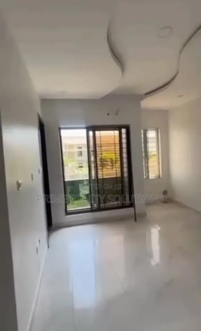 1bdrm Shared Apartment in Lekki Expressway for rent in Lekki Expressway
