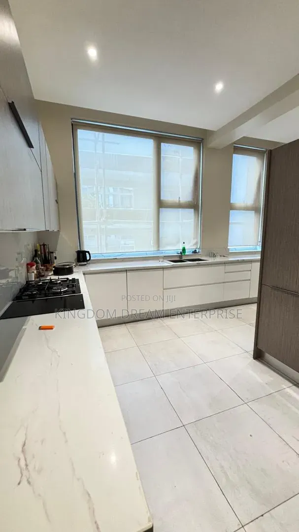 Furnished 3bdrm Apartment in Mojisola Onikoyi for sale in Old Ikoyi