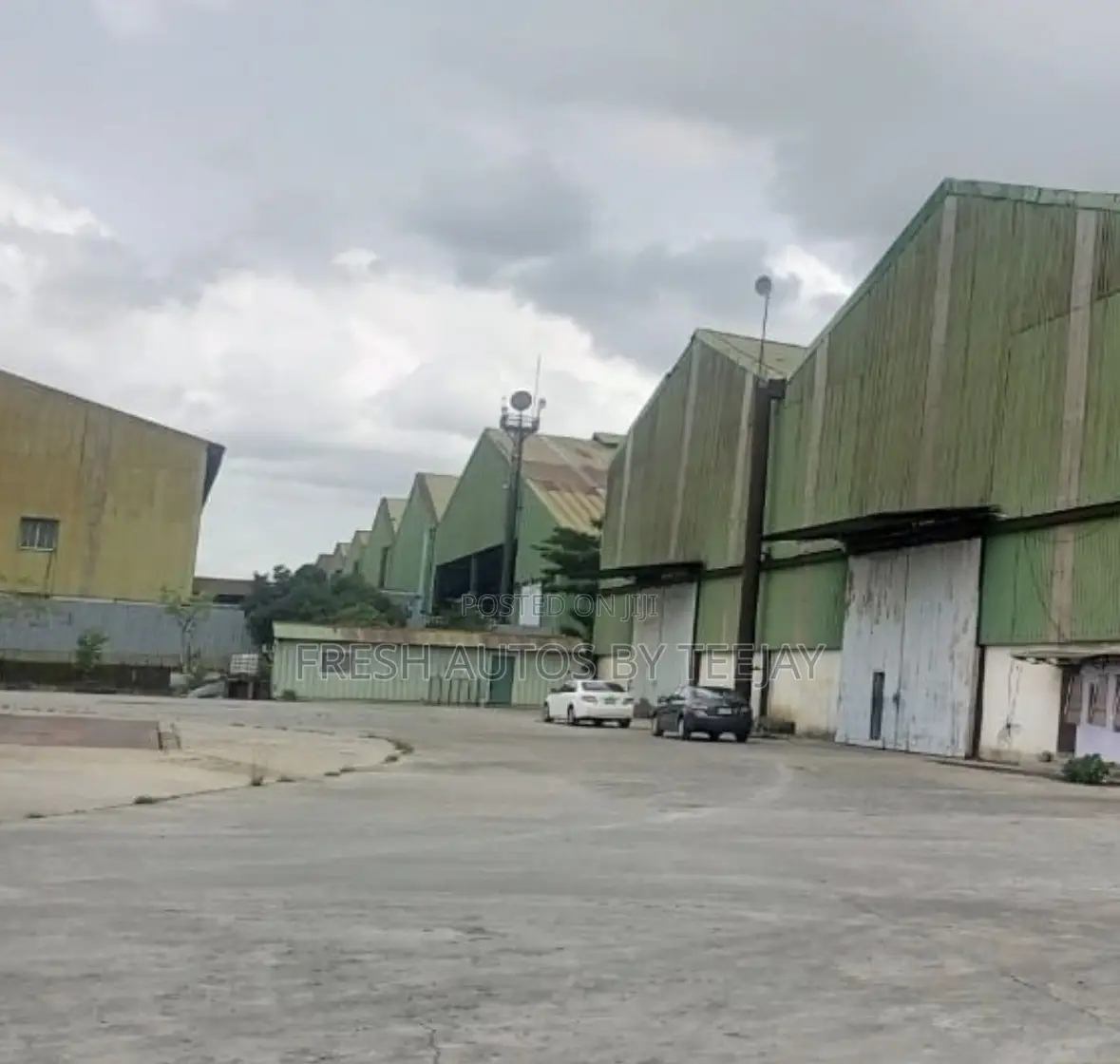 Industrial Investment Property for Sale Along Ibadan Exp Way. in Obafemi-Owode