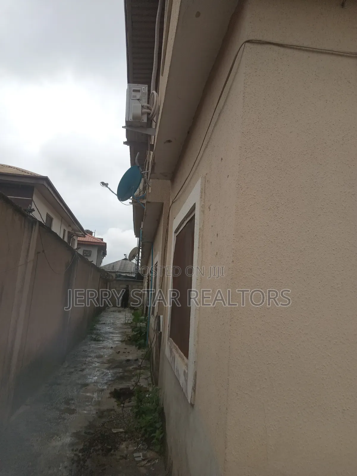 3bdrm Block of Flats in Royalpalmwill Estate, Ado / Ajah for sale in Ado / Ajah