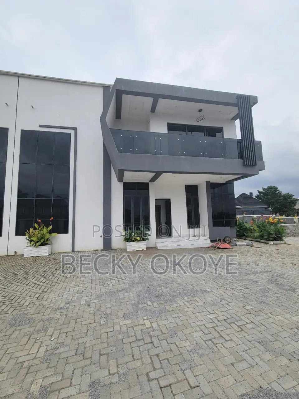 4bdrm Duplex in Idu for rent in Idu