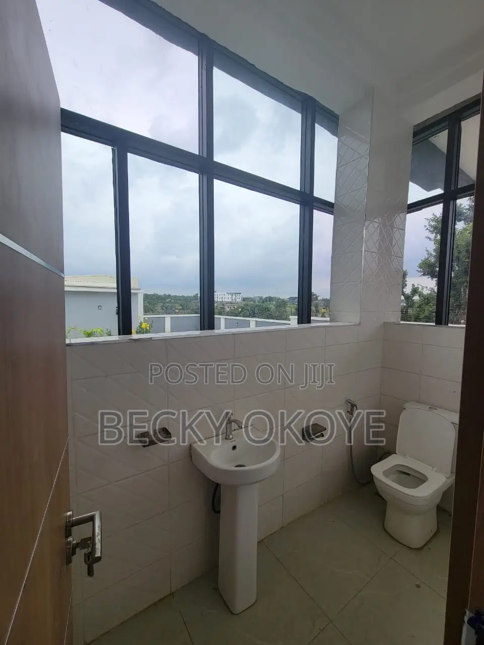 4bdrm Duplex in Idu for rent in Idu