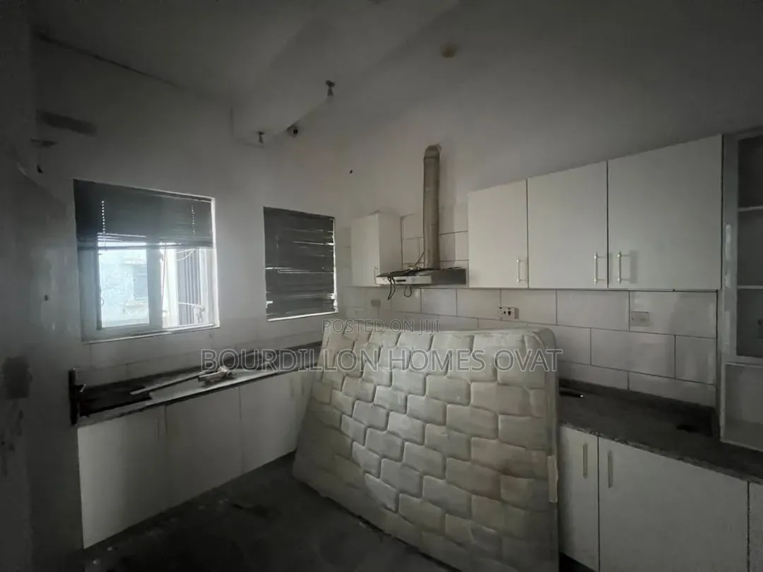3bdrm Apartment in Oniru Victoria for rent in Victoria Island Extension