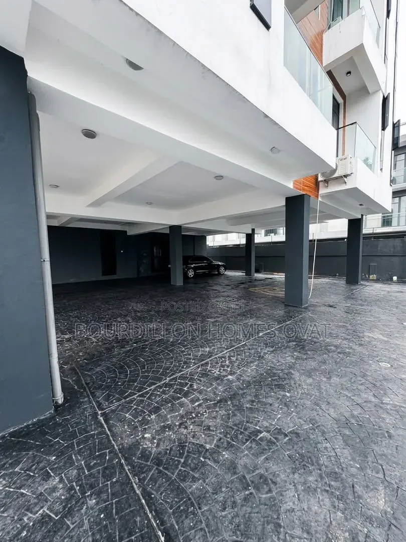 2bdrm Apartment in Chevron Lekki Lagos for sale in Chevron