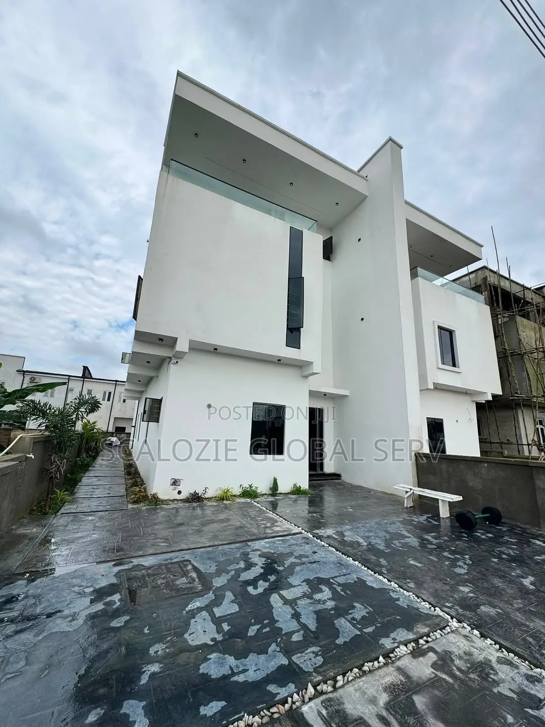 4bdrm Duplex in Gold Town Estate, for sale in Port-Harcourt
