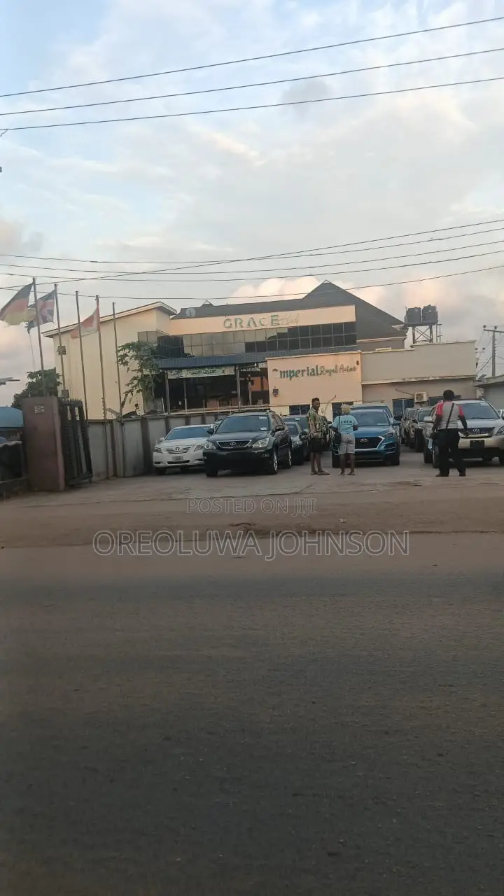 Sales Sales of the Month as E Dey Hot ! in Egbe/Idimu