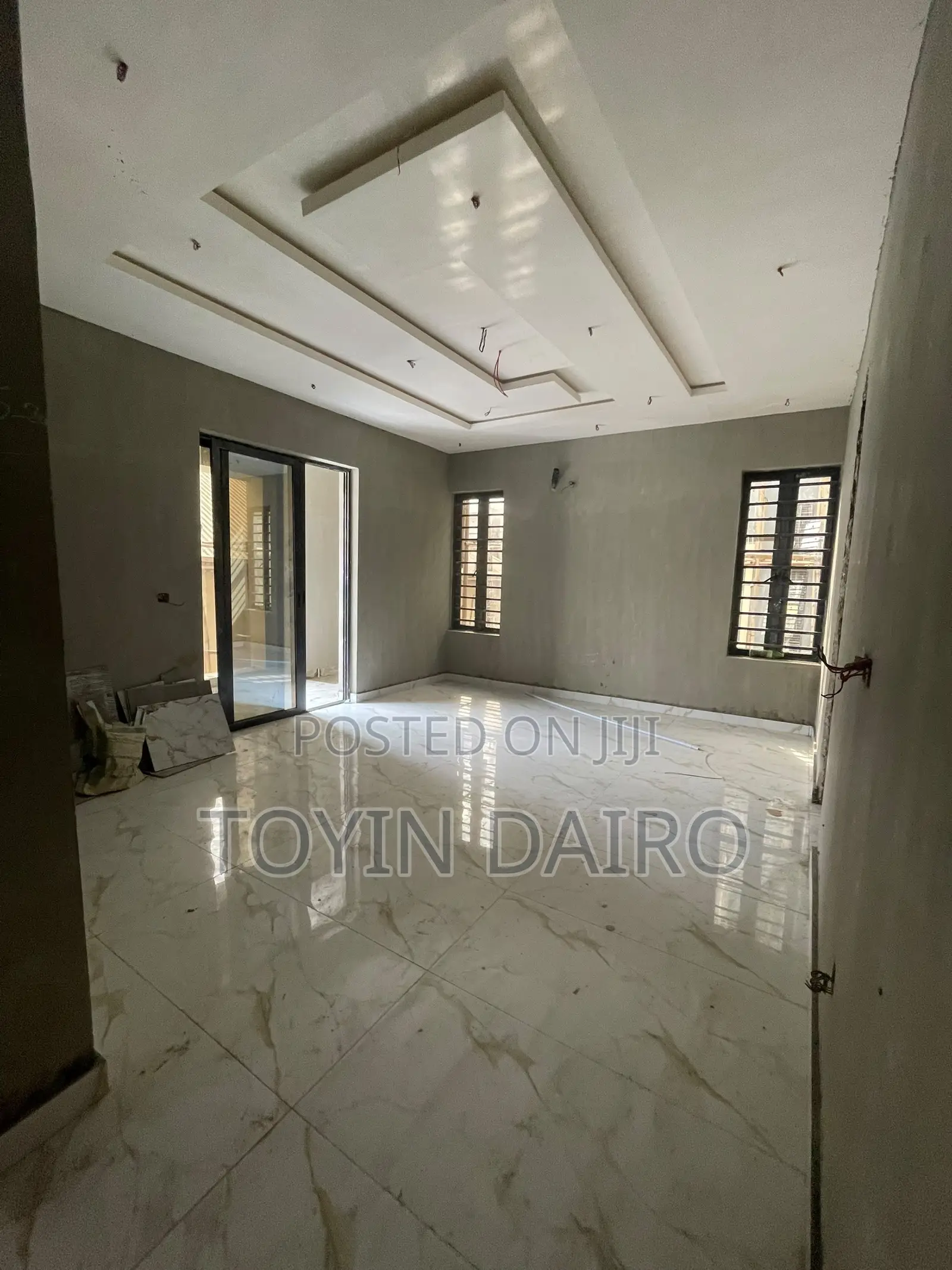 5bdrm Duplex in Akora Estate, Adeniyi Jones for sale in Adeniyi Jones
