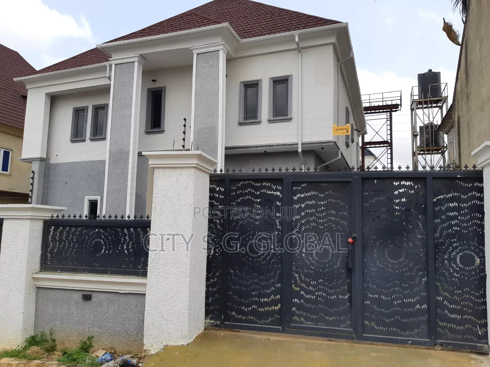 Furnished 5bdrm Duplex in Gaduwa for sale in Gaduwa