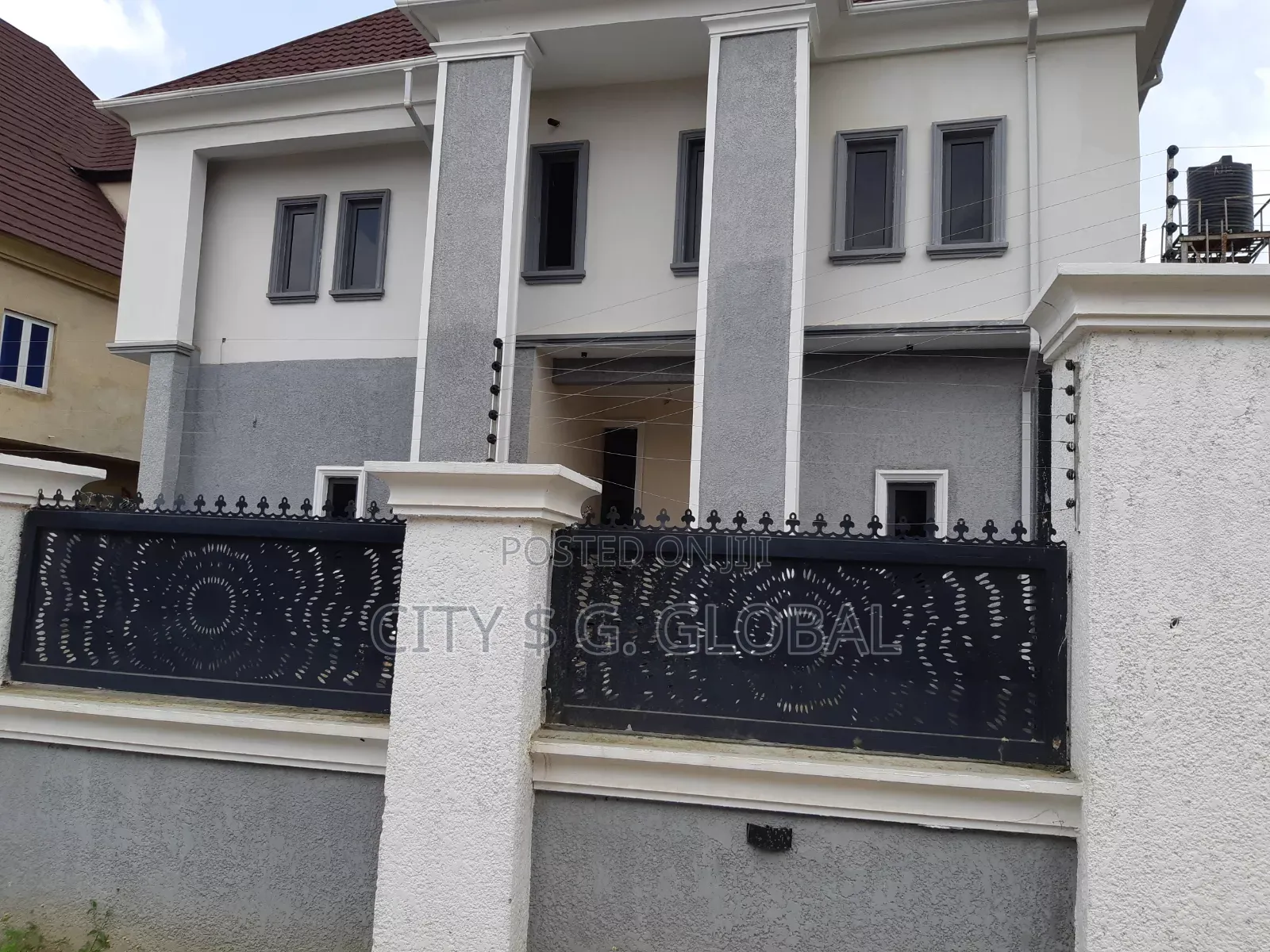 Furnished 5bdrm Duplex in Gaduwa for sale in Gaduwa