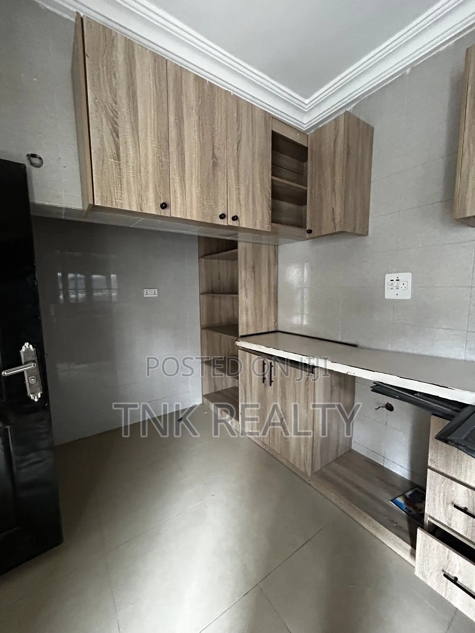 4bdrm Duplex in Kado for sale in Kado